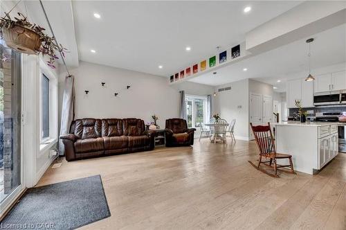 119 Waterloo Street, Kitchener, ON - Indoor