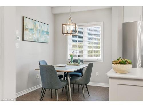 85-541 Winston Road, Grimsby, ON - Indoor Photo Showing Dining Room