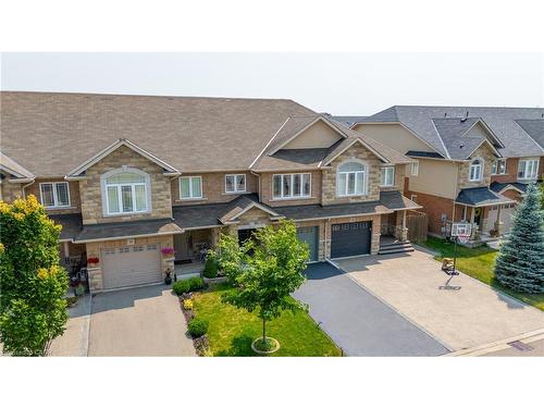 28 Charleswood Crescent, Hamilton, ON - Outdoor With Facade