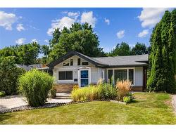 532 Elwood Road  Burlington, ON L7N 3C7