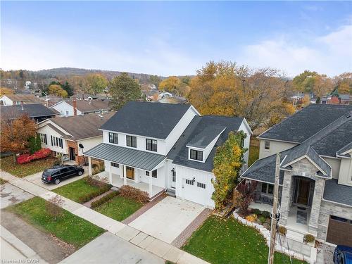 3922 Twenty Third Street, Lincoln, ON - Outdoor With Facade