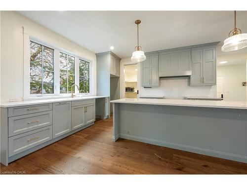 3922 Twenty Third Street, Lincoln, ON - Indoor Photo Showing Kitchen