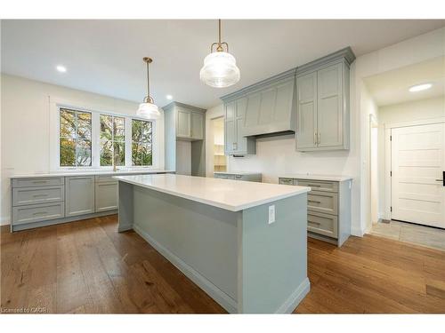 3922 Twenty Third Street, Lincoln, ON - Indoor Photo Showing Kitchen With Upgraded Kitchen