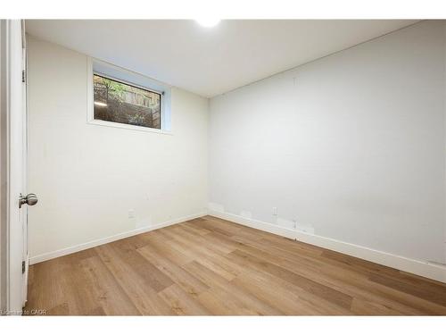 3922 Twenty Third Street, Lincoln, ON - Indoor Photo Showing Other Room