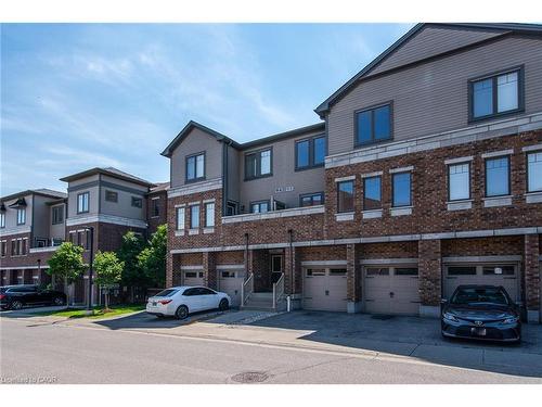 H3-70 Willowrun Drive  Kitchener, ON N2A 0J3