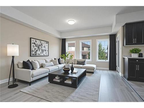 H3-70 Willowrun Drive, Kitchener, ON - Indoor Photo Showing Living Room