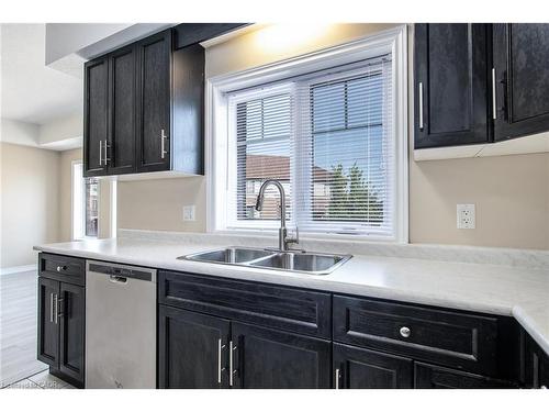 H3-70 Willowrun Drive, Kitchener, ON - Indoor Photo Showing Kitchen With Double Sink