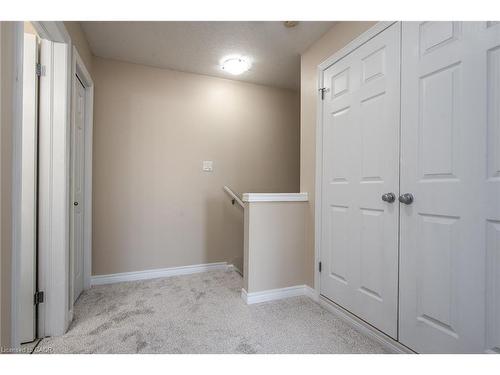 H3-70 Willowrun Drive, Kitchener, ON - Indoor Photo Showing Other Room