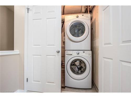H3-70 Willowrun Drive, Kitchener, ON - Indoor Photo Showing Laundry Room