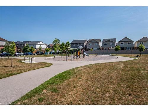 H3-70 Willowrun Drive, Kitchener, ON - Outdoor