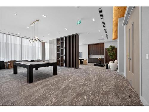 262-333 Sunseeker Avenue, Innisfil, ON - Indoor Photo Showing Other Room