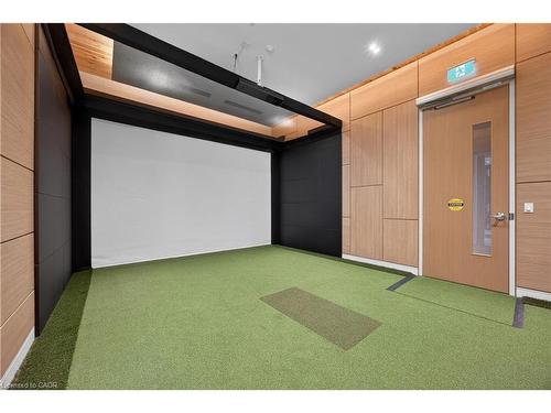 262-333 Sunseeker Avenue, Innisfil, ON - Indoor Photo Showing Other Room