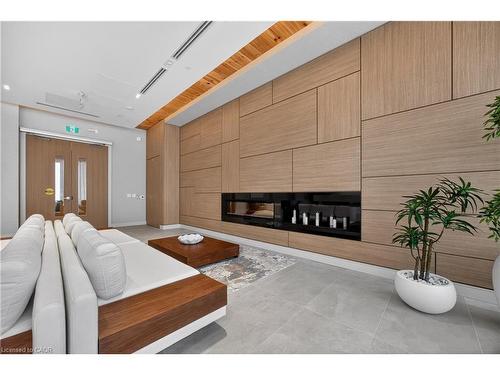 262-333 Sunseeker Avenue, Innisfil, ON - Indoor With Fireplace