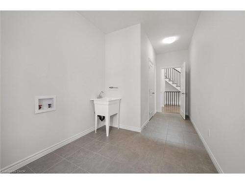 252 Otterbein Road, Kitchener, ON - Indoor Photo Showing Other Room