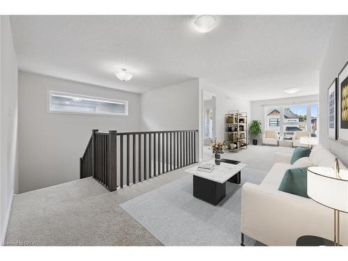 252 Otterbein Road, Kitchener, ON - Indoor