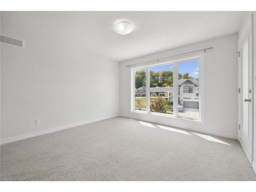 252 Otterbein Road, Kitchener, ON - Indoor Photo Showing Other Room