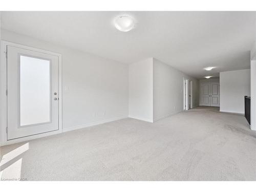 252 Otterbein Road, Kitchener, ON - Indoor Photo Showing Other Room