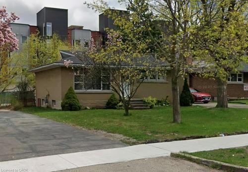 272 Sunview Street  Waterloo, ON N2L 3V9