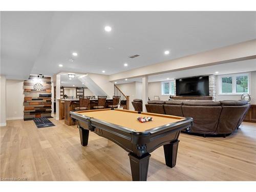 226 Hume Road, Puslinch, ON - Indoor Photo Showing Other Room