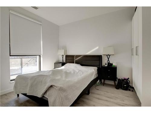 1803-181 King Street S, Waterloo, ON - Indoor Photo Showing Bedroom