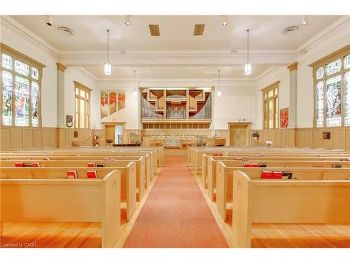 200 Main Street E, Hamilton, ON 