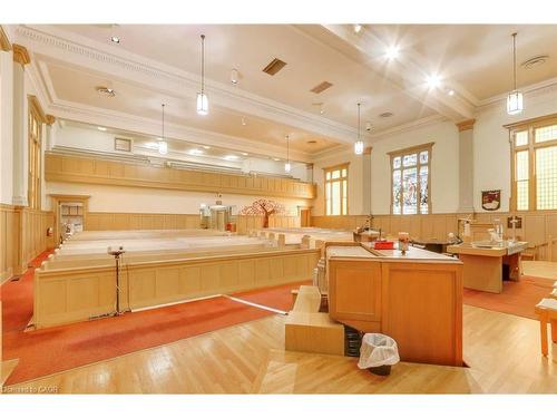 200 Main Street E, Hamilton, ON 