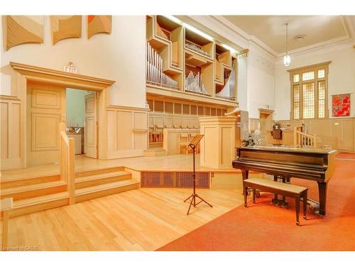 200 Main Street E, Hamilton, ON 