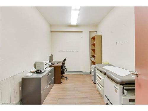 200 Main Street E, Hamilton, ON 