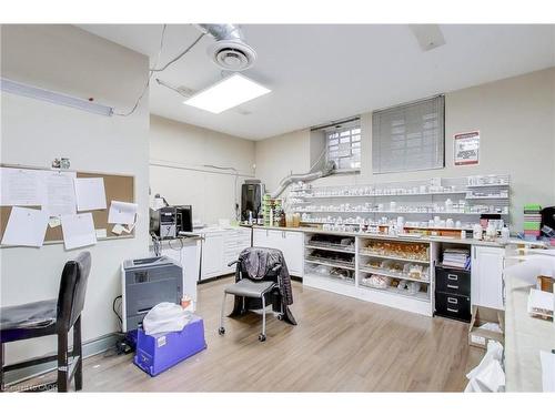 200 Main Street E, Hamilton, ON 