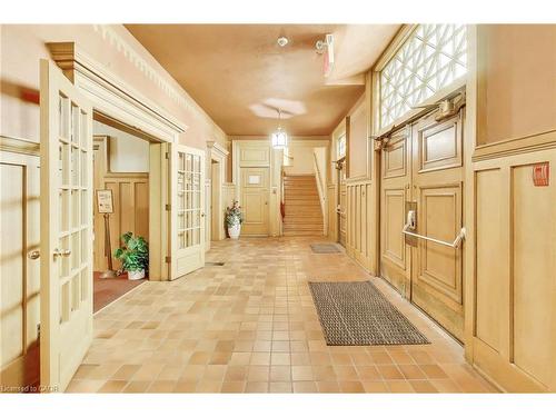 200 Main Street E, Hamilton, ON 