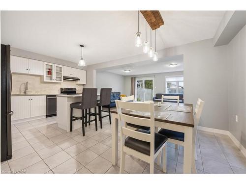 82 Couling Crescent, Guelph, ON - Indoor Photo Showing Dining Room