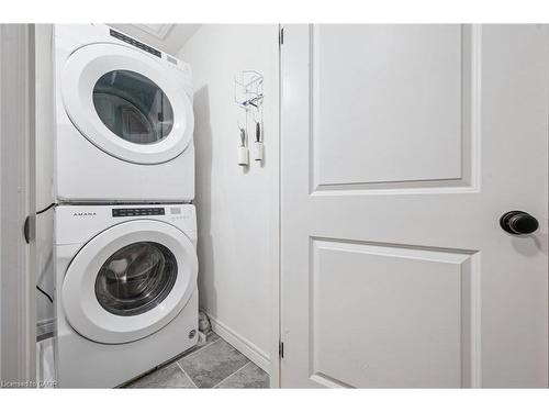 82 Couling Crescent, Guelph, ON - Indoor Photo Showing Laundry Room