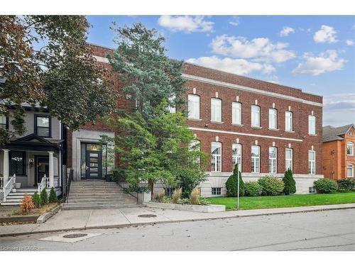 1B-73 Garfield Avenue S Hamilton, ON L8M 2S3