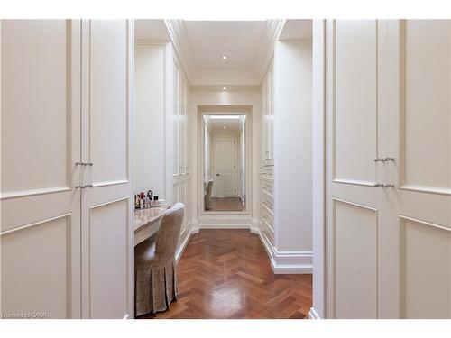 1081 Argyle Drive, Oakville, ON - Indoor Photo Showing Other Room