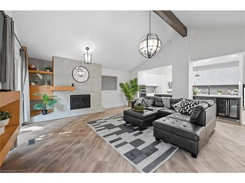 568 Dynes Road, Burlington, ON - Indoor Photo Showing Living Room With Fireplace