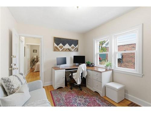 76 East 15Th Street, Hamilton, ON - Indoor Photo Showing Office