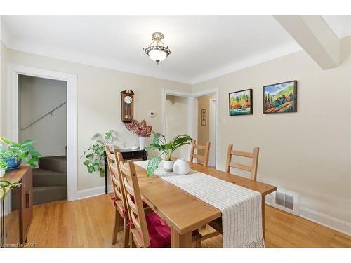76 East 15Th Street, Hamilton, ON - Indoor Photo Showing Dining Room