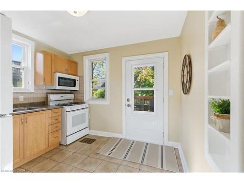 76 East 15Th Street, Hamilton, ON - Indoor Photo Showing Kitchen With Double Sink