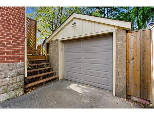 76 East 15Th Street, Hamilton, ON - Outdoor With Exterior