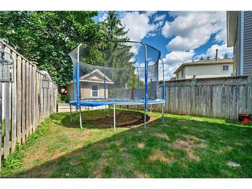 2261 Leominster Drive, Burlington, ON - Outdoor