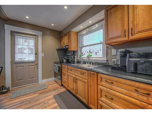 81 Beechwood Avenue, Hamilton, ON - Indoor Photo Showing Kitchen