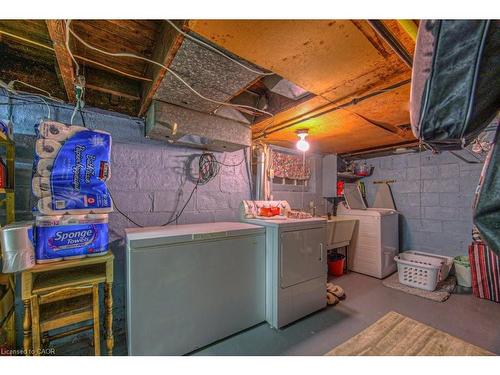 81 Beechwood Avenue, Hamilton, ON - Indoor Photo Showing Laundry Room