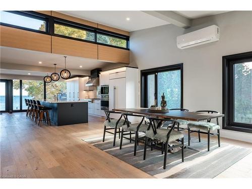 121 Edgecliffe Place, Burlington, ON - Indoor