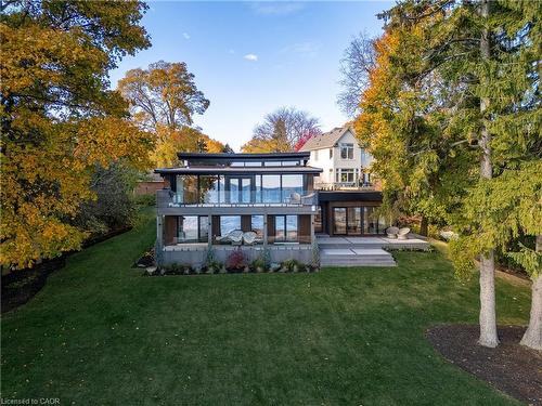 121 Edgecliffe Place, Burlington, ON - Outdoor With Deck Patio Veranda