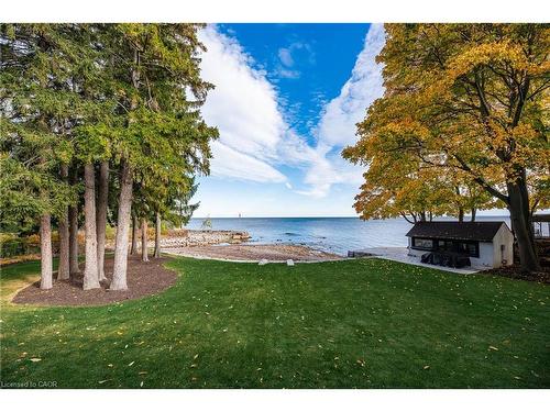 121 Edgecliffe Place, Burlington, ON - Outdoor With Body Of Water