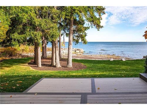 121 Edgecliffe Place, Burlington, ON - Outdoor With Body Of Water With Deck Patio Veranda With View