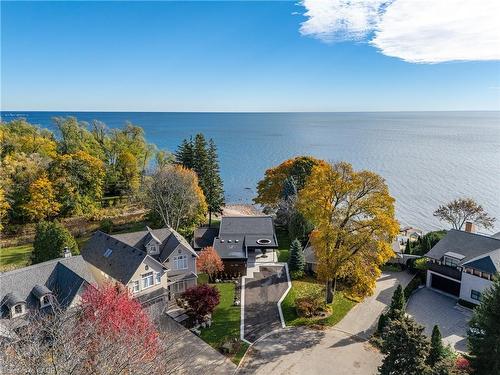 121 Edgecliffe Place, Burlington, ON - Outdoor With Body Of Water With View