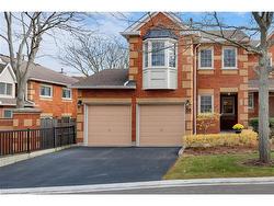30-1415 Hazelton Boulevard  Burlington, ON L7P 4W6