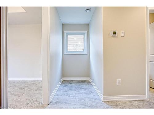 Upper-26 Willson Drive, Thorold, ON - Indoor Photo Showing Other Room