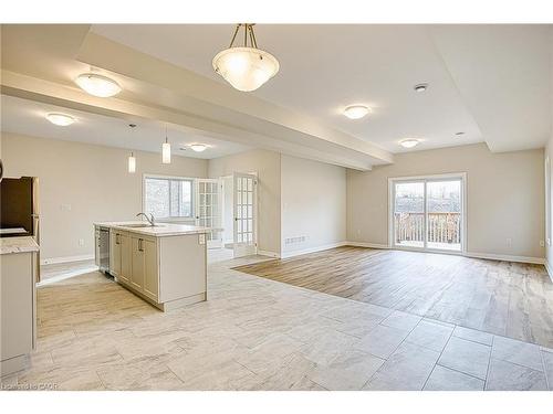 Upper-26 Willson Drive, Thorold, ON - Indoor